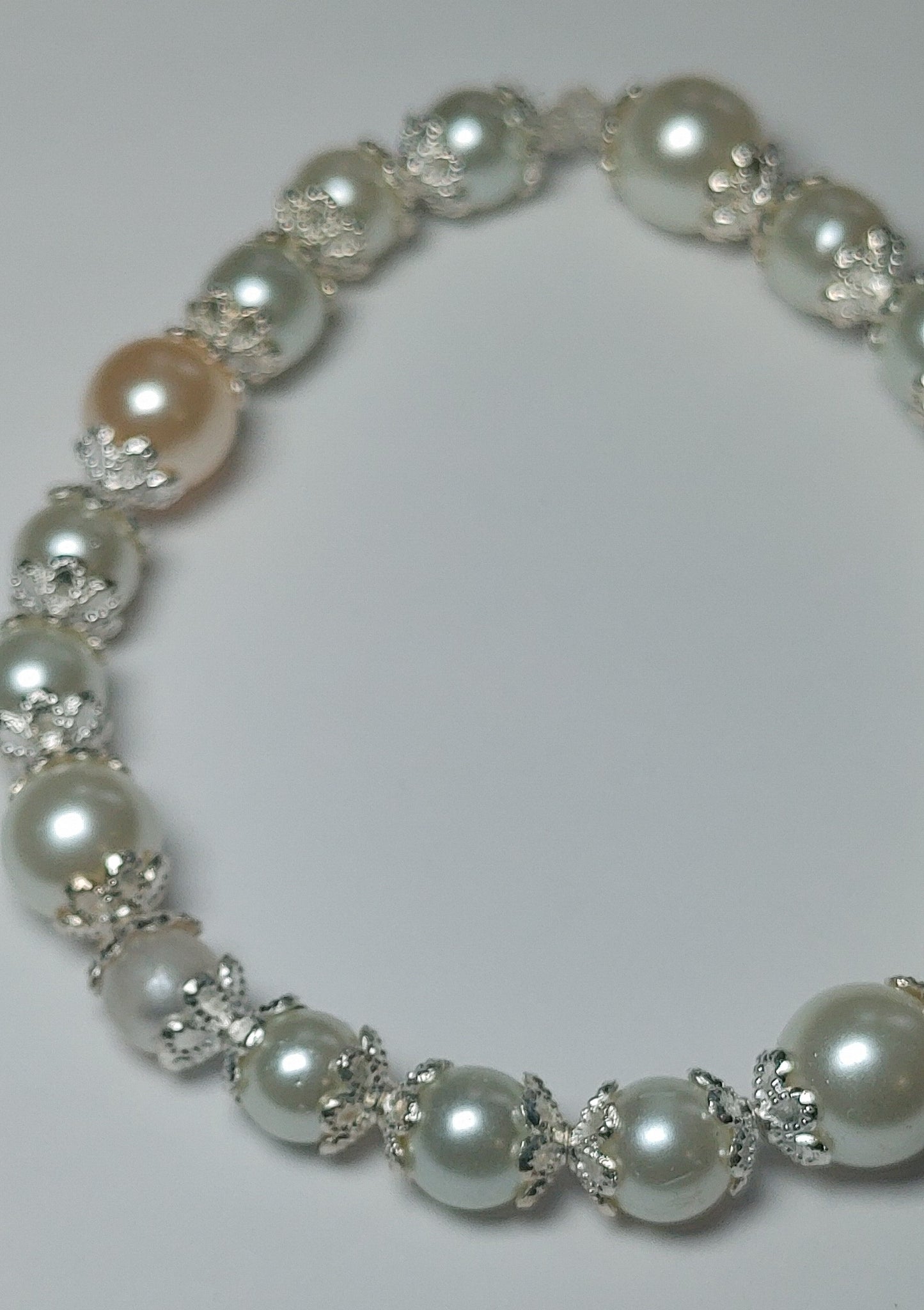 Pearl bracelet