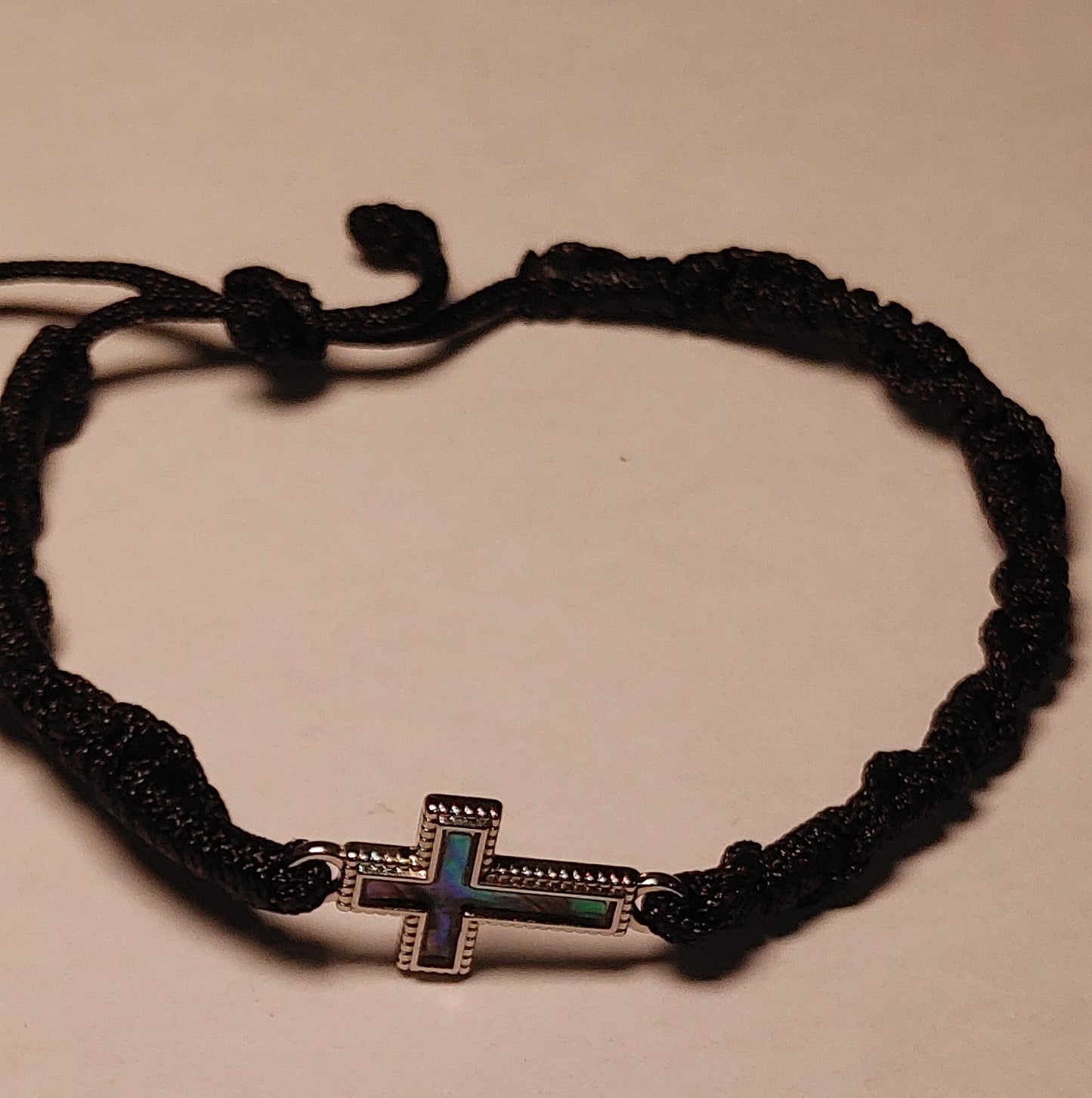 Adjustable bracelet